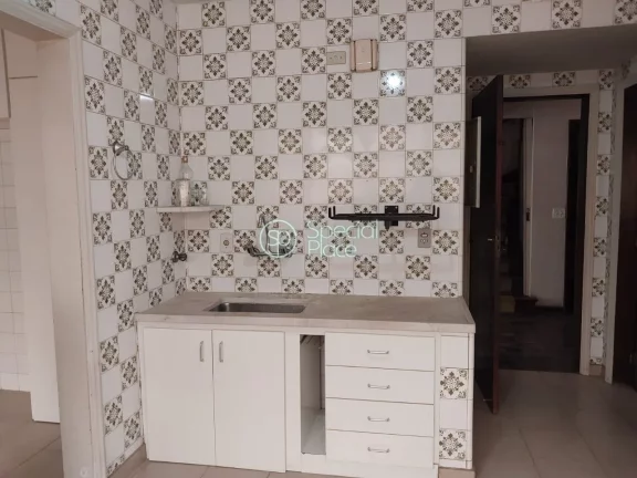 Imagem MARAVILHOSA CASA PARA REFORMA CIDADE JARDIM *380M2 AREA UTIL *520M2 TERRENO *04 QUARTOS SENDO 1 SUIT...