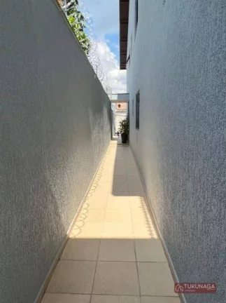 Imagem Sobrado com 3 dormitórios à venda, 236 m² por R$ 900.000,00 - Vila Aliança - Guarulhos/SP