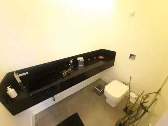 Imagem Cobertura à Venda 454 m², 5 Dormitórios(3 Suítes), Centro Florianópolis/SC