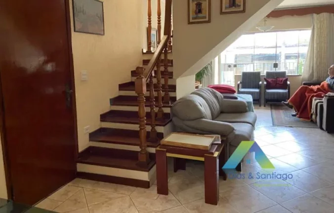 Imagem Casa com 4 Dormitórios e 4 Banheiros para locação em Ipiranga, São Paulo/SP