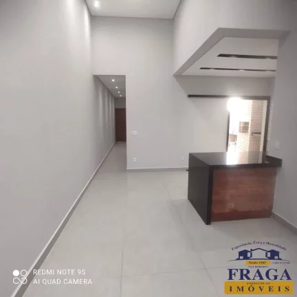Imagem CASA EM CONDOMÍNIO C/ 100 M² / 03 QUARTOS SENDO 01 SUÍTE / 03 VAGAS