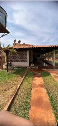Imagem Rancho com 3 dormitórios à venda por R$ 230.000,00 - Zona Rural Itumbiara - Itumbiara/GO