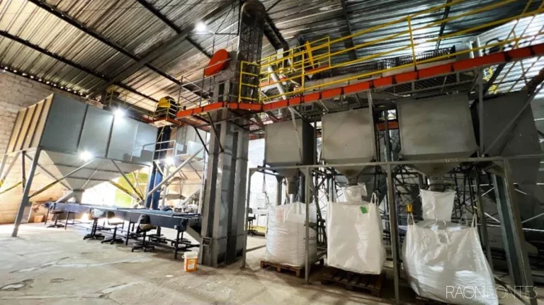 Imagem Fazenda à Venda, 6.220.000 m² em Zona Rural - São Sebastião Da Grama