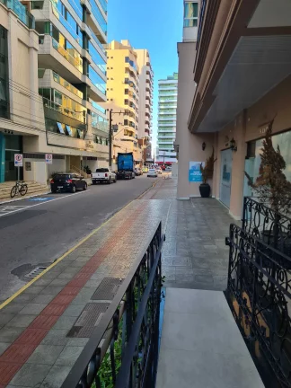 Imagem Apartamento com 4 suítes e 3 vagas de Garagem - Meia Praia, Itapema - SC