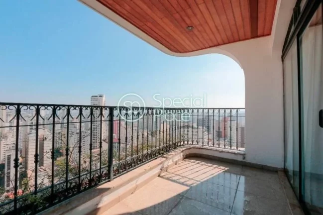Imagem Cobertura maravilhosa com 600m², 04 dormitórios - sendo 02 suítes e seis vagas. Vista incrível.