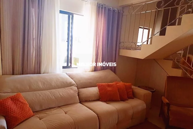 Imagem Cobertura Duplex à Venda Semi Mobiliado com 04 Dormitórios sendo 01 Suíte com Sacada, Terraço e sacada com Churrasqueira a Carvão, localizada no Centro em Balneário Camboriú - SC