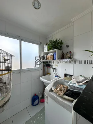 Imagem Apartamento 2 Dormitórios sendo 1 suíte no Bairro Guilhermina, Praia Grande!