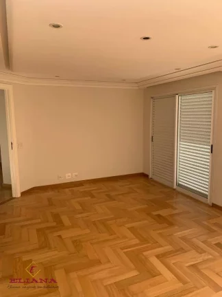 Imagem Duplex em São Paulo, Alto da Lapa, com 7 quartos, 390m²