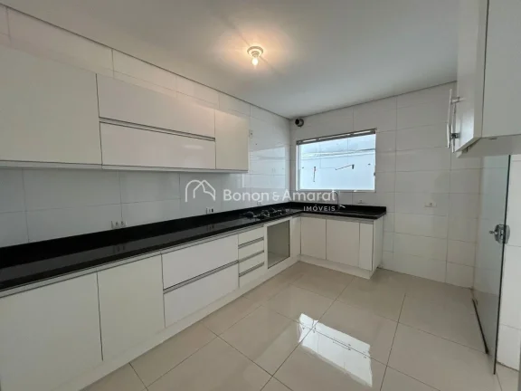 Imagem Sobrado disponível para locação no condomínio resort Reserva Real, em Paulínia. O imóvel conta...