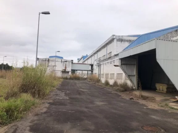 Imagem VENDA OU LOCAÇÃO DE COMPLEXO EMPRESARIAL NA VIA DUTRA - CAÇAPAVA