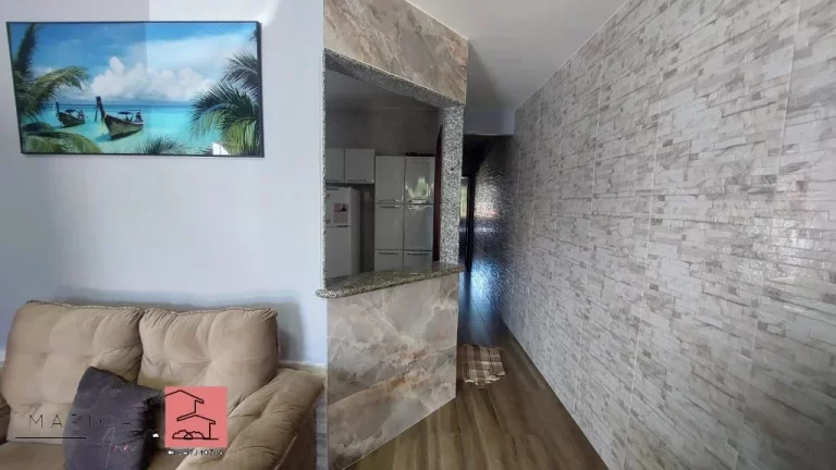 Imagem Casa à Venda - Próx. à Praia, Totalmente Reformada!