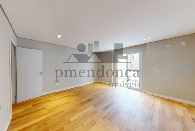 Imagem Apartamento reformado, com 295 m2 3 dormts, 1 suite, 1 vaga ao lado shopping