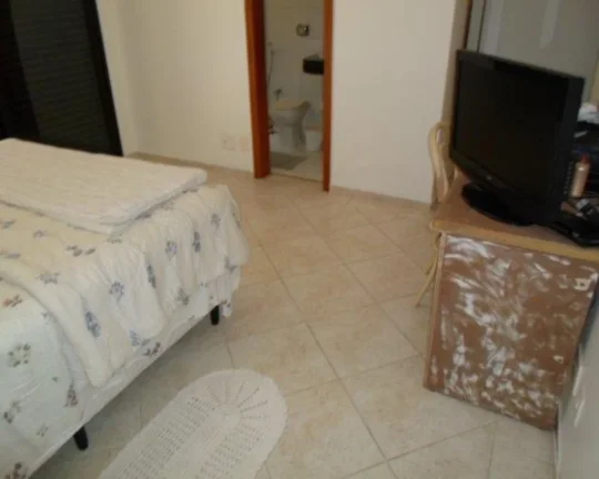 Imagem Apartamento à venda no Guarujá na Praia das Pitangueiras.
