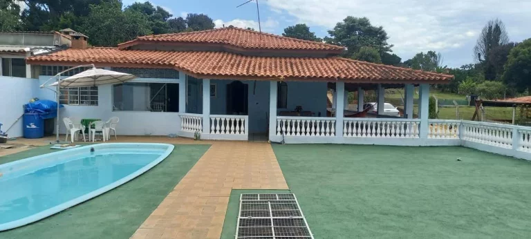Imagem CHÁCARA COM PISCINA LOCALIZADA NA CHÁCARAS CANANEIA