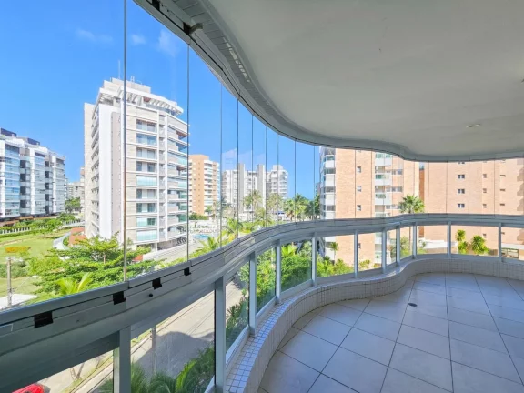 Imagem Apartamento pé na areia à venda em Riviera de São Lourenço Módulo 07: 3 quartos, 3 suítes, 2 salas, 2 vagas, 155,39m². Luxo e conforto!