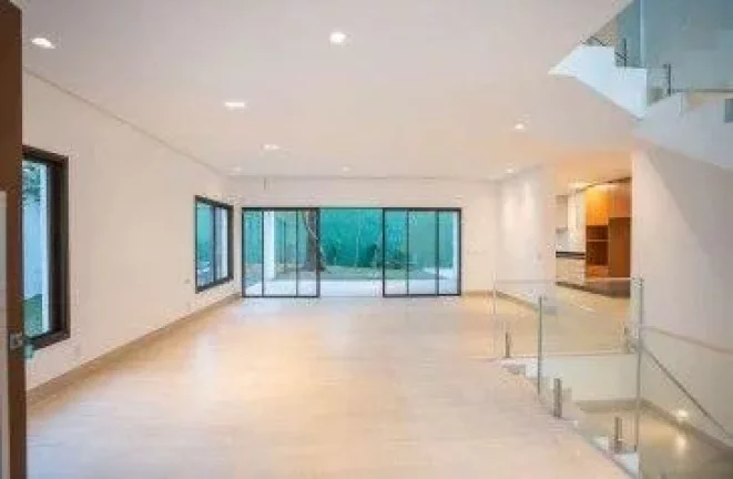 Imagem Casa de condomínio com 650 m², 4 quartos sendo 4 suítes à venda no bairro Alto da Boa Vista.