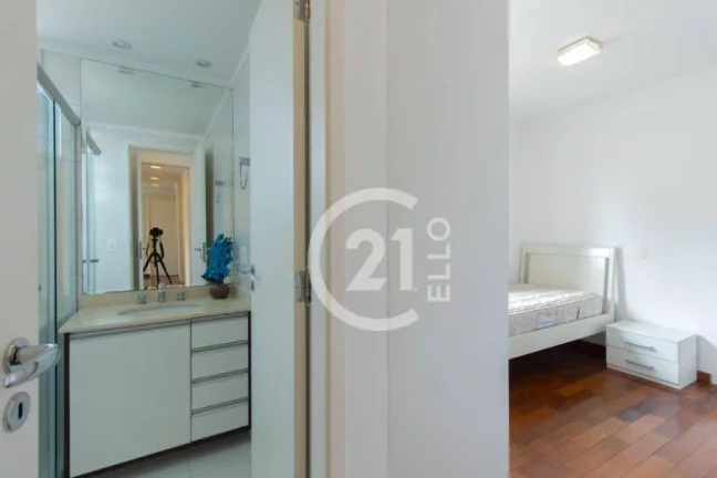 Imagem Apartamento com 4 dormitórios à venda, 143 m² por R$ 2.647.000,00 - Moema - São Paulo/SP