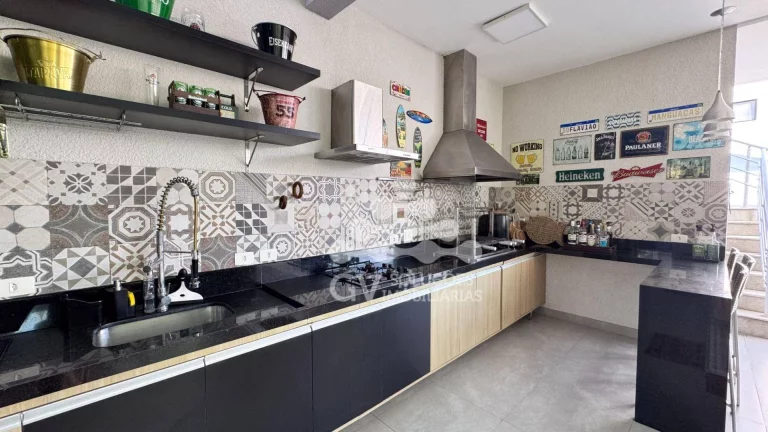 Imagem Casa com 5 dormitórios à venda, 283 m² por R$ 3.700.000,00 - Condomínio Lagoinha - Ubatuba/SP