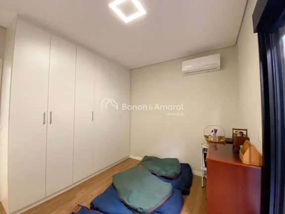 Imagem Com 190 m² de área construída, essa casa térrea encanta pela planta bem distribuída, ambientes ...