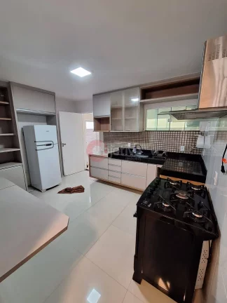 Imagem Casa duplex em condomínio com deck para canal navegavel, 4 quartos, Ogiva