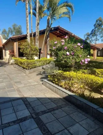 Imagem Linda casa de campo ,condomínio fechado de alto padrão ,portaria com reconhecimento fácil ,segura...