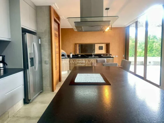 Imagem Casa de condomínio à venda, com 4 quartos, 540m2