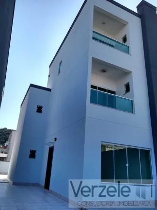 Imagem Casa / Sobrado para Venda em Balneário Camboriú / SC no bairro Ariribá
