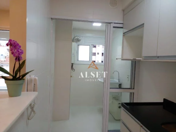 Imagem Apartamento com 1 dormitório e varanda no Anália Franco