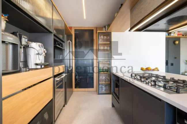 Imagem Apartamento em Pinheiros com 2 suítes e 2 vagas, 118m²