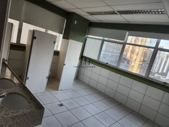 Imagem Prédio Comercial com 8 Andares, 56 vagas no Bairro de Lourdes/ Belo Horizonte