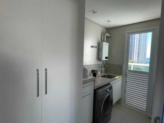 Imagem Apartamento diferenciado com 3 suítes com closet e 2 vagas em Balneário Camboriú/SC
