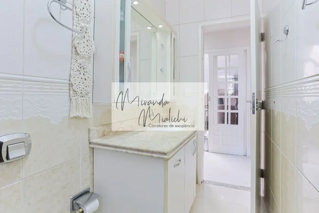 Imagem Casa com 2 suítes à venda na Trindade
