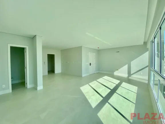 Imagem Apartamento 04 dormitórios no centro de Balneário Camboriú