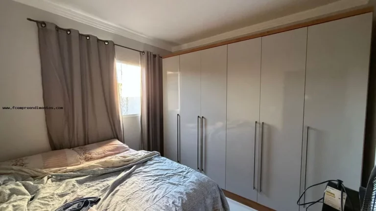 Imagem Casa para Venda em Limeira, Parque Nossa Senhora das Dores, 3 dormitórios, 1 banheiro, 2 vagas