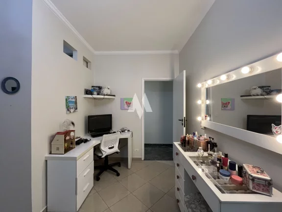 Imagem Casa á venda na Ponta da Praia em Santos