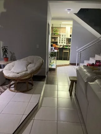 Imagem Sobrado com 3 dormitórios à venda, 271 m² por R$ 1.300.000,00 - Vila Áurea - Poá/SP