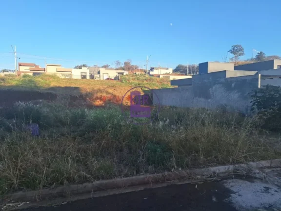 Terreno á venda no Parque do Vale Ibiporã