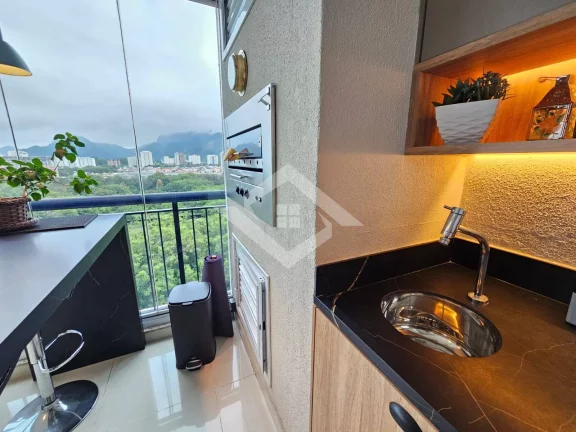 Imagem Apartamento Majestic Elegante – 4 suítes, 166m², Sol Poente, Vista Livre