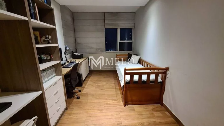 Imagem Oportunidade em GRAÇAS: 210m², 03qts, 01suite, 02vagas..