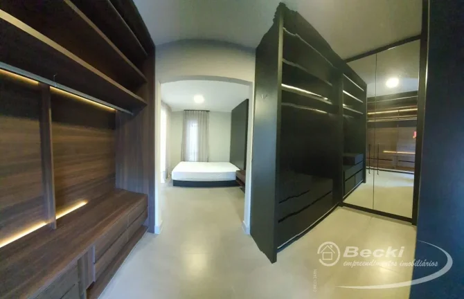 Imagem Casa alto padrão no bairro Nova Brasília - Joinville