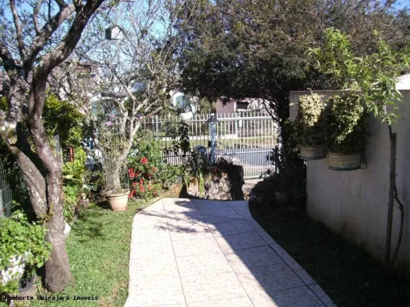 Casa para Venda em Santa Maria / RS no bairro Pé de Plátano