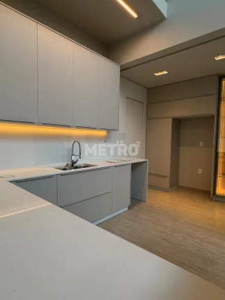 Imagem Casa no Alphavile, 4 Suítes, Master com closet e banheira, Piscina, Área Gourmet