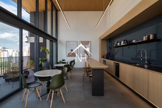 Imagem Studio mobiliado de 49m com 1 dormitório, amplo terraço, área de serviço,1 vaga,Espaço Gourmet,Academia,Quadra de Squash,Piscina Aquecida,Playground