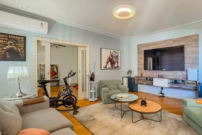 Imagem Apartamento à venda em Porto Alegre, Rio Branco, com 4 quartos, 190m2