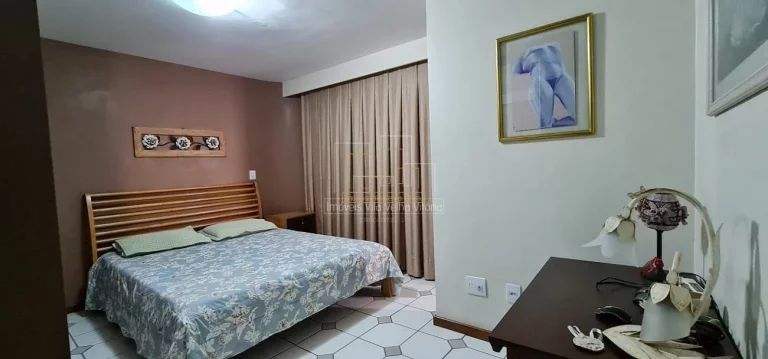 Imagem Cobertura duplex frente mar com 320 m² de área útil com 3 vagas de garagem e la
