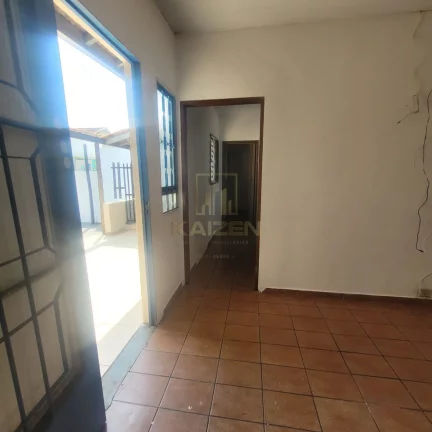Imagem Casa Comercial - com amplo quintal, JARDIM MARINGÁ - SÃO JOSÉ DOS CAMPOSSP