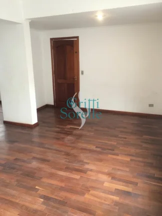 Imagem Casa/Sobrado à Venda em Jardim Paulistano - São Paulo/SP.