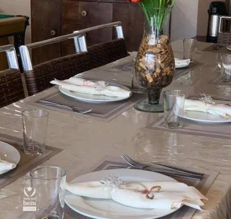 Imagem Casa 480m² com espaço gourmet e piscina, 7 quartos, 5 vagas de garagem à venda por R$ 2.500.000 - Piçarras - Guaratuba/PR