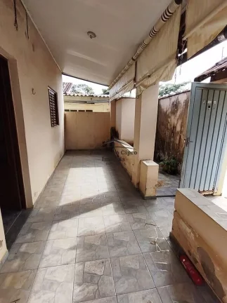 Imagem Casa à venda no bairro Belveder Clube dos 500 - Guaratinguetá/SP