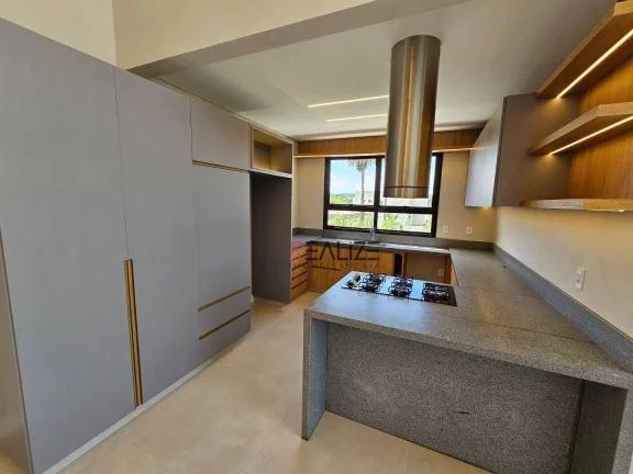 Imagem Casa de esquina em condomínio alto padrão, com 3 suítes e escritório à venda, por R$ 2.000.000 - Indaiatuba Interior de São Paulo